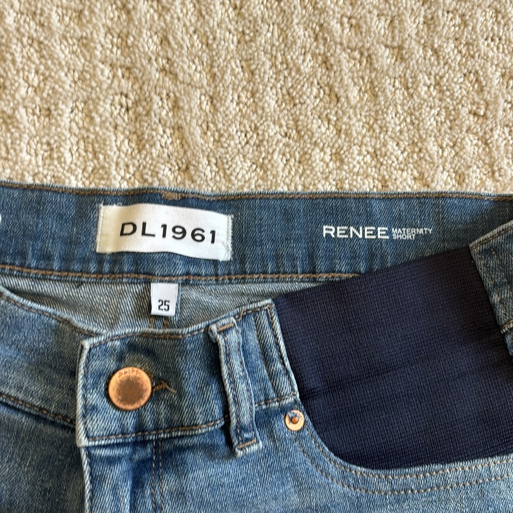Maternity jean shorts - Picture 2 of 2